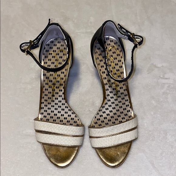 Jessica Simpson heels - Picture 2 of 5